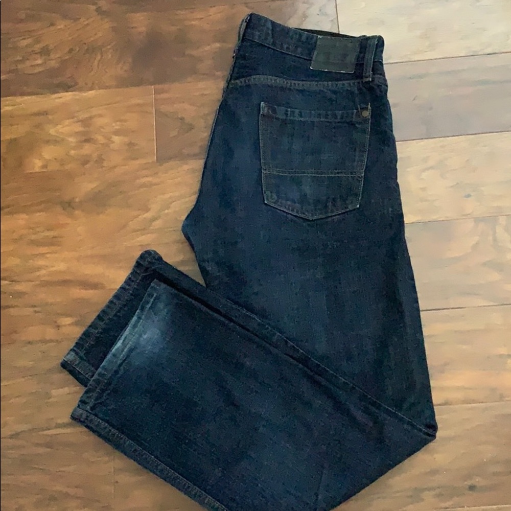 Signature Levi Strauss jeans